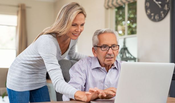 Pensionistas residentes en el extranjero: el trámite que tienen que hacer para no perder la pensión