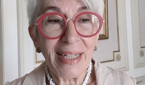 Carmen de Grado publica 'Vivir 100 años con arte', un libro para repensar el envejecimiento