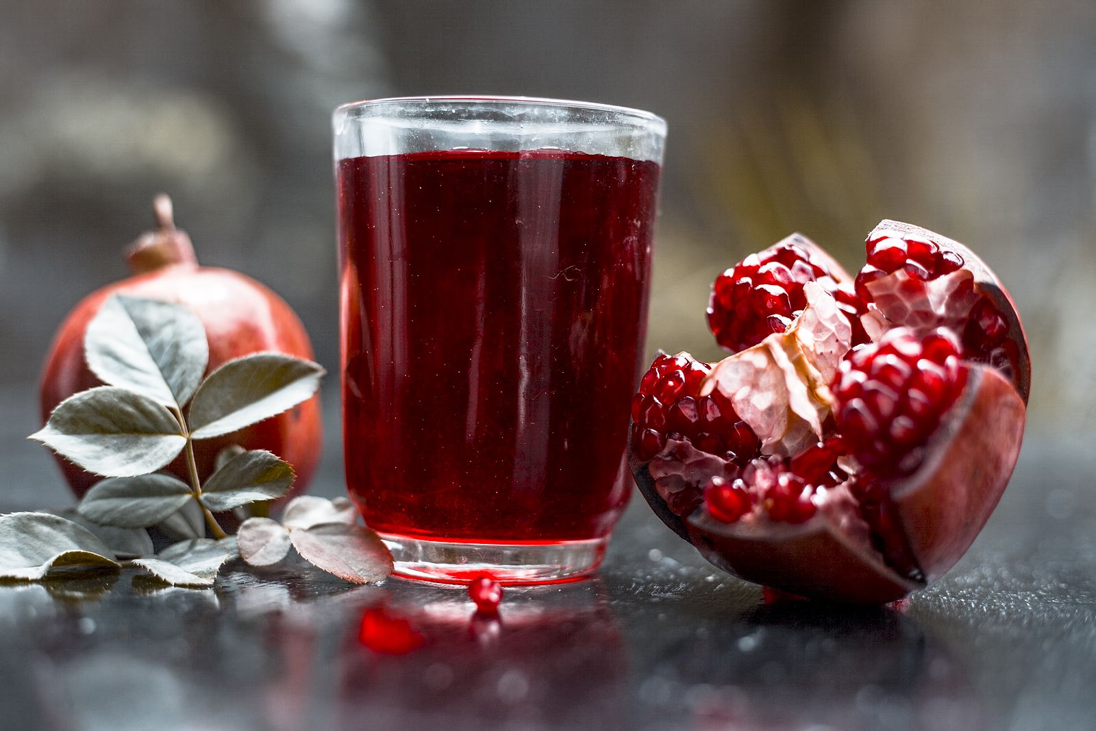 El extracto de granada, aliado frente a la inflamación y el riesgo cardiovascular en mayores