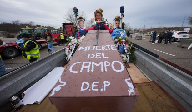 El campo saca músculo y exige que no lleguen a los supermercados "productos llenos de mierda"