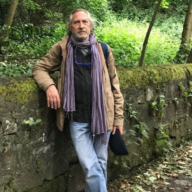 Ricardo Gómez: “No hay edad para empezar a escribir, siempre animo a los mayores a hacerlo”