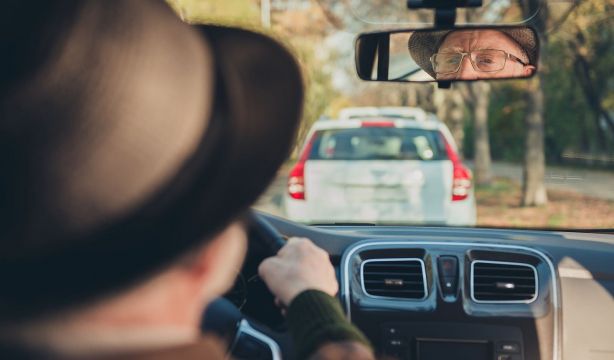 Vivir a una hora en coche de un hospital: la desigualdad que aún afecta a casi 800.000 españoles
