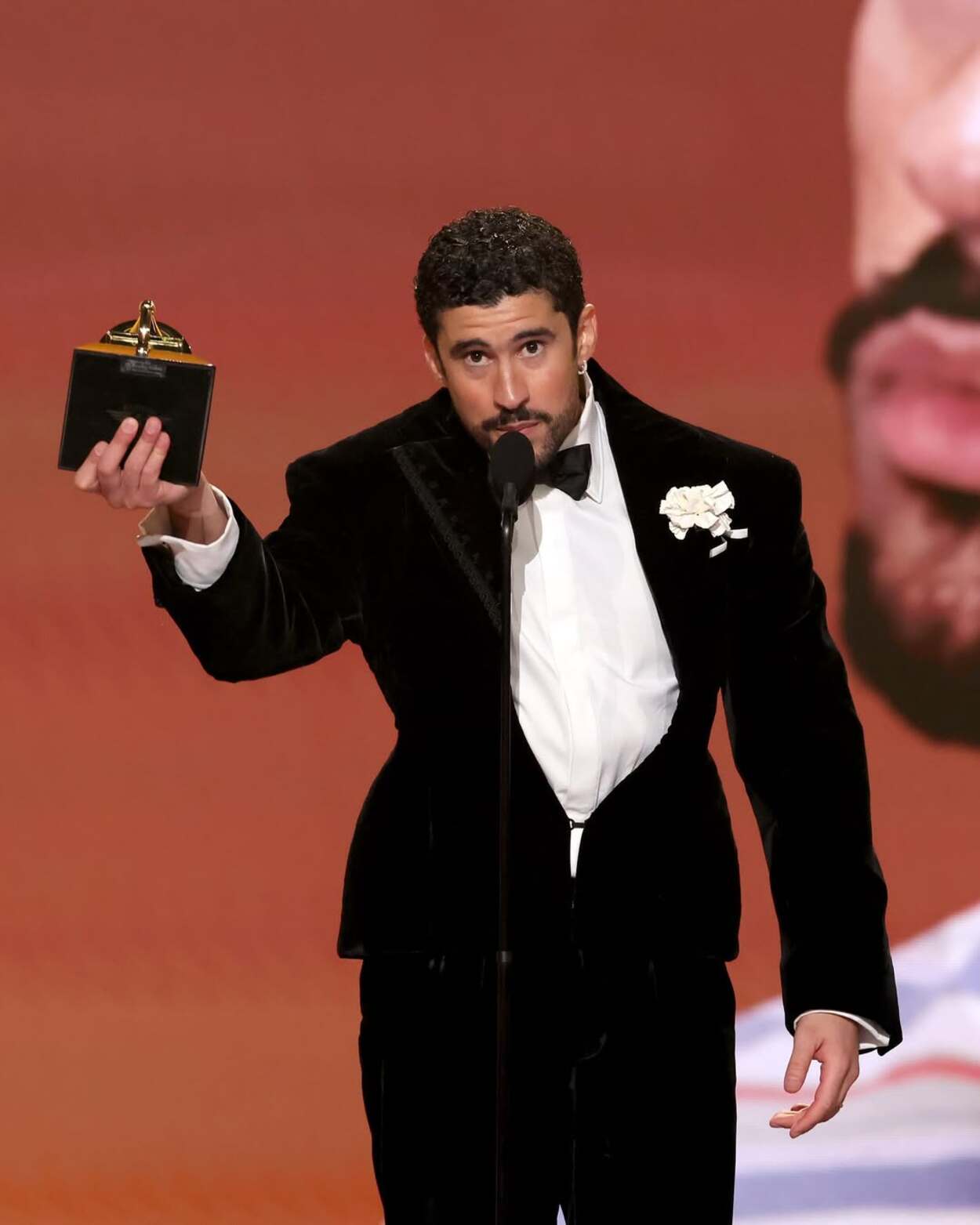 Bad Bunny hace historia al ganar el Grammy a 'Mejor Álbum' con un disco en español