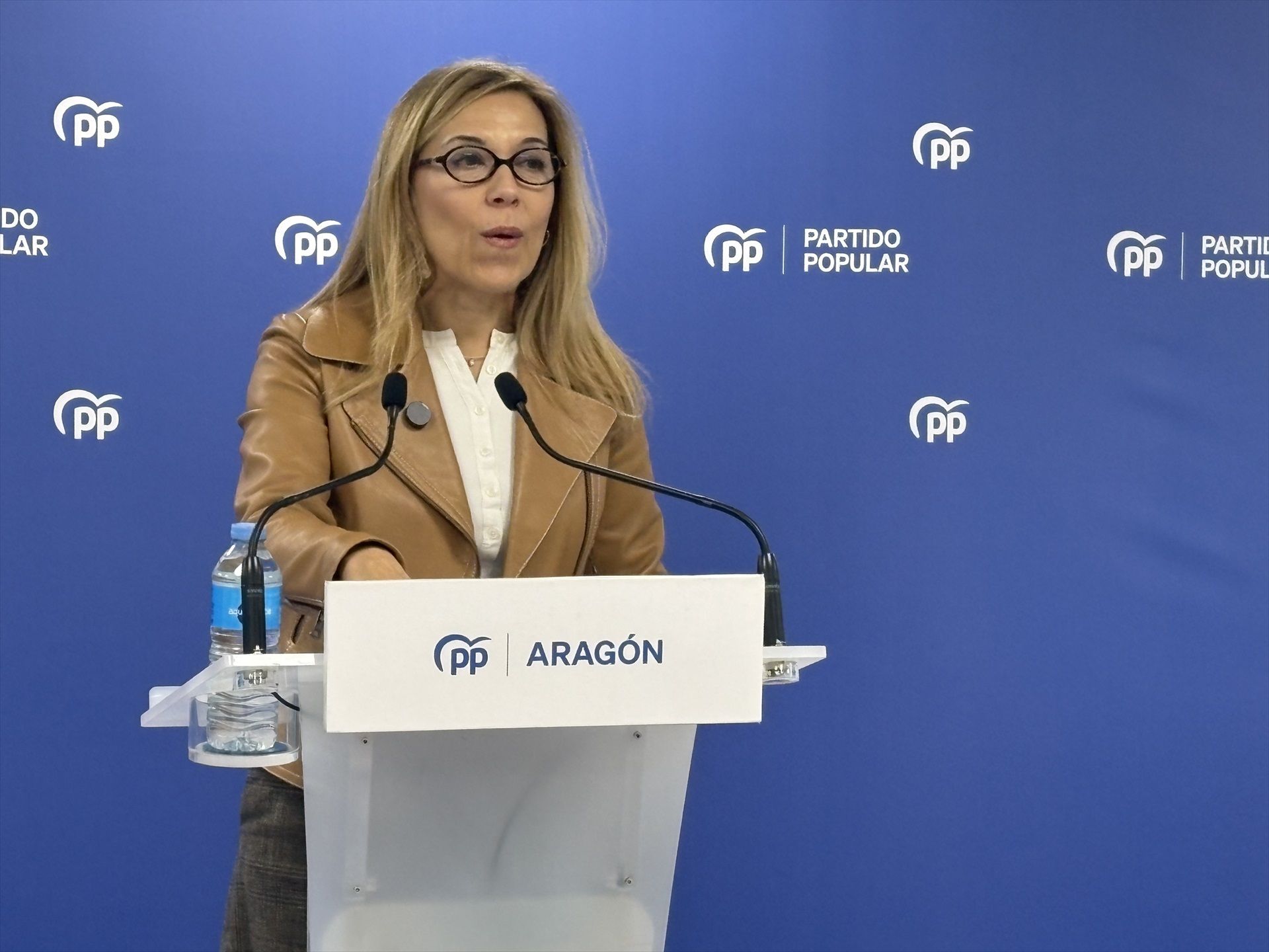 El PP de Aragón denuncia llamadas del PSOE a mayores alertando de bajada de la pensión si gana Azcón