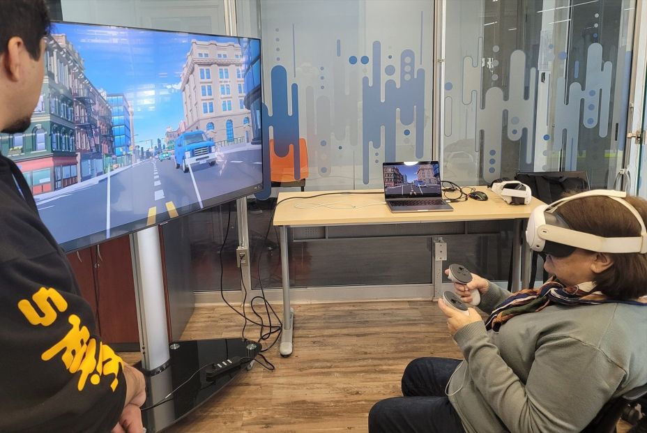 Un proyecto de realidad virtual busca ralentizar el deterioro cognitivo en personas mayores. Fuente: Europa Press.