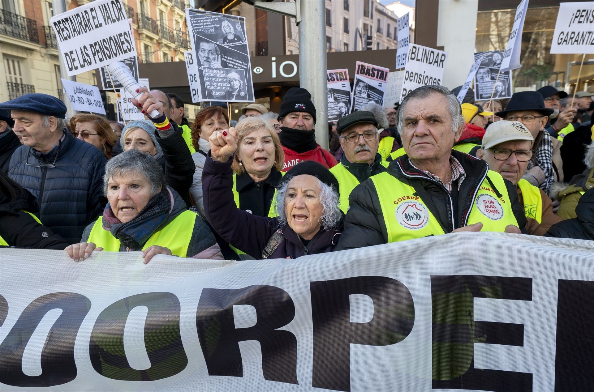Alivio para 10 millones de pensionistas: el Gobierno aprueba por separado la subida de pensiones