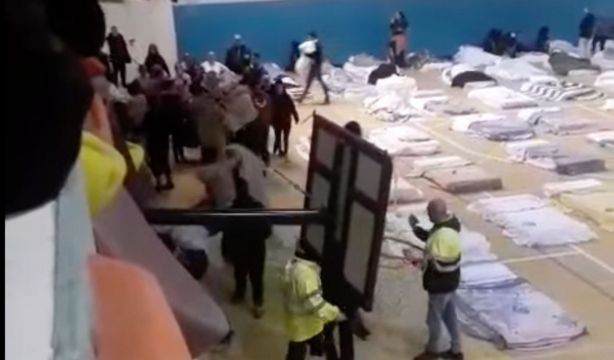 Última Hora borrasca Leonardo: los mayores de una residencia obligados a desalojarla. Captura: Canal Sierra de Cádiz