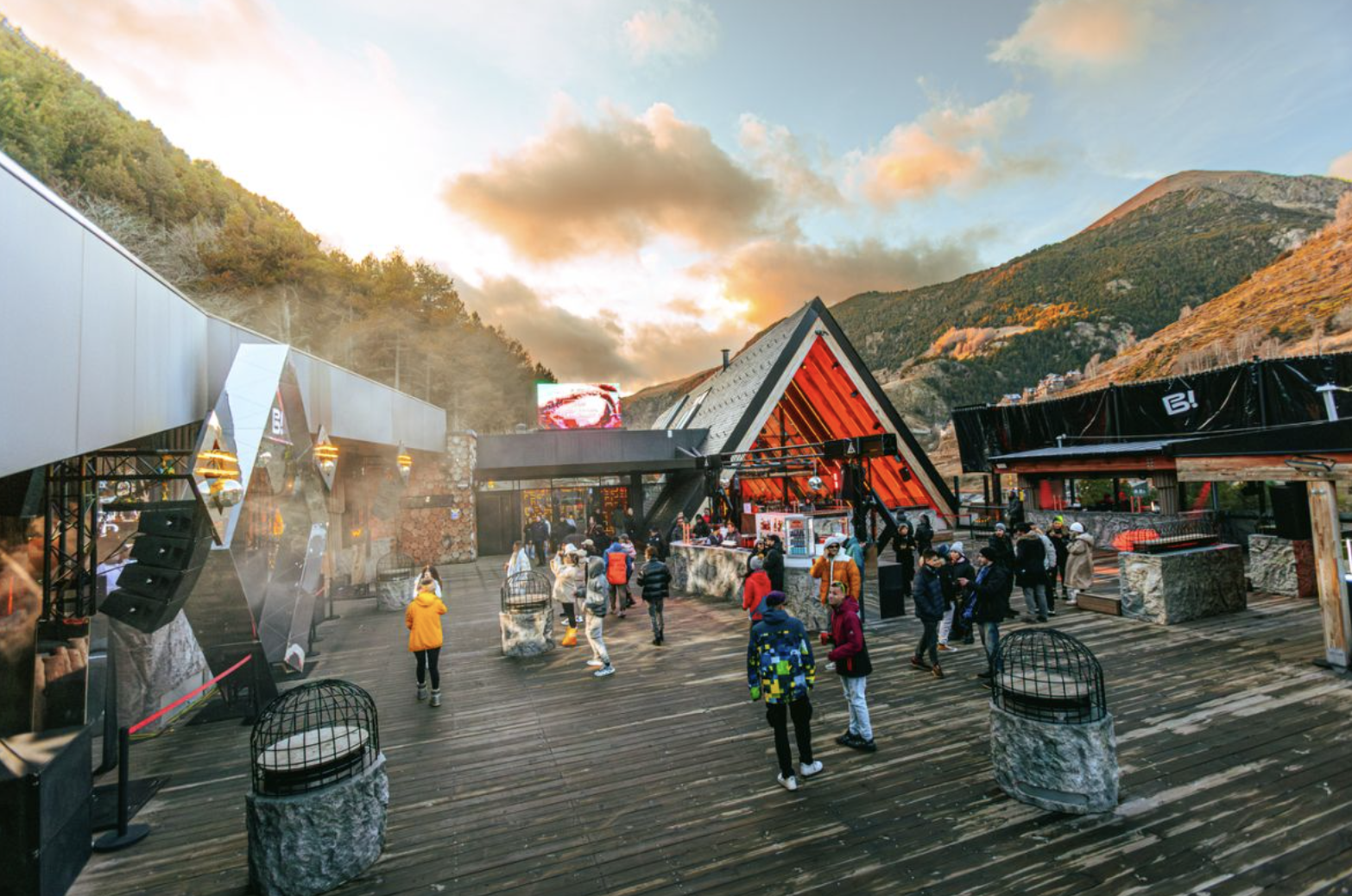 El 'après-ski' L’Abarset evoluciona en Grandvalira hacia un modelo que integra gastronomía y música