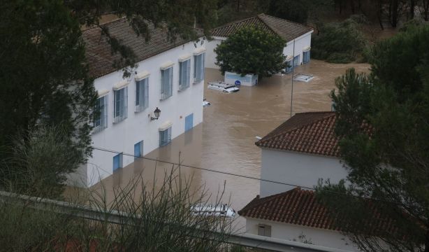 Así fue la evacuación de la residencia de Arcos: de madrugada, exprés y cadena de solidaridad