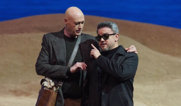 El Teatro Real estrena 'Enemigo del pueblo', una ópera sobre ética, poder y manipulación
