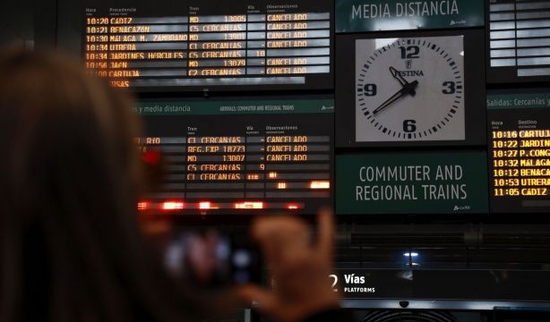 Huelga de trenes y maquinistas: servicios mínimos y derechos de los viajeros