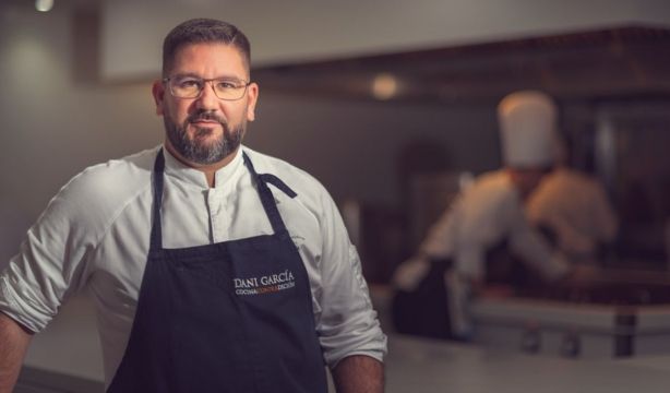 El truco de Dani García para potenciar el sabor del tomate en tan solo 15 minutos
