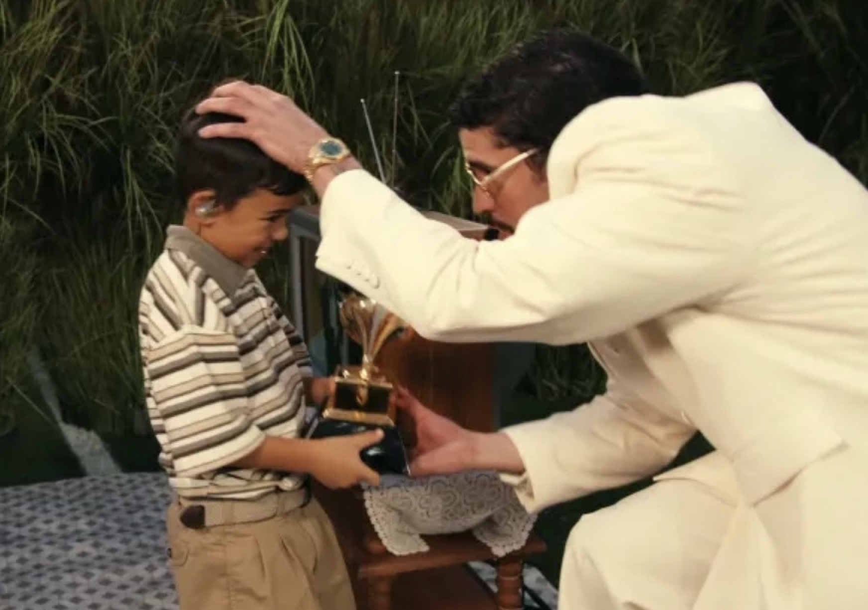 Bad Bunny se dispara en Spotify tras la Super Bowl: sus reproducciones aumentan más de un 2.000%