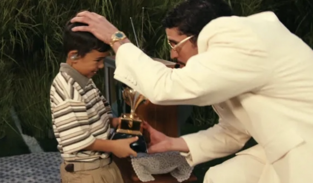 Bad Bunny se dispara en Spotify tras la Super Bowl: sus reproducciones aumentan más de un 2.000%
