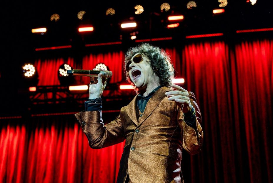 Dos amigas compran por error entradas para Bunbury creyendo que eran para Bad Bunny