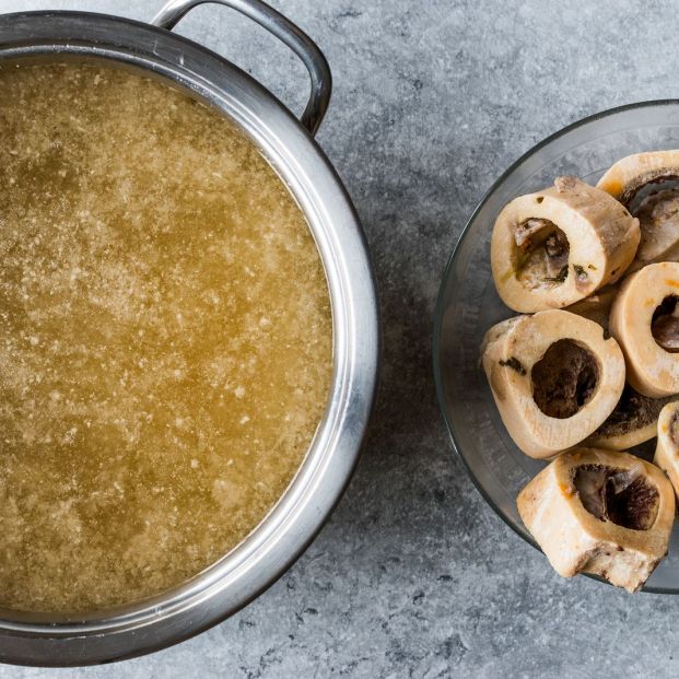 Caldo de huesos