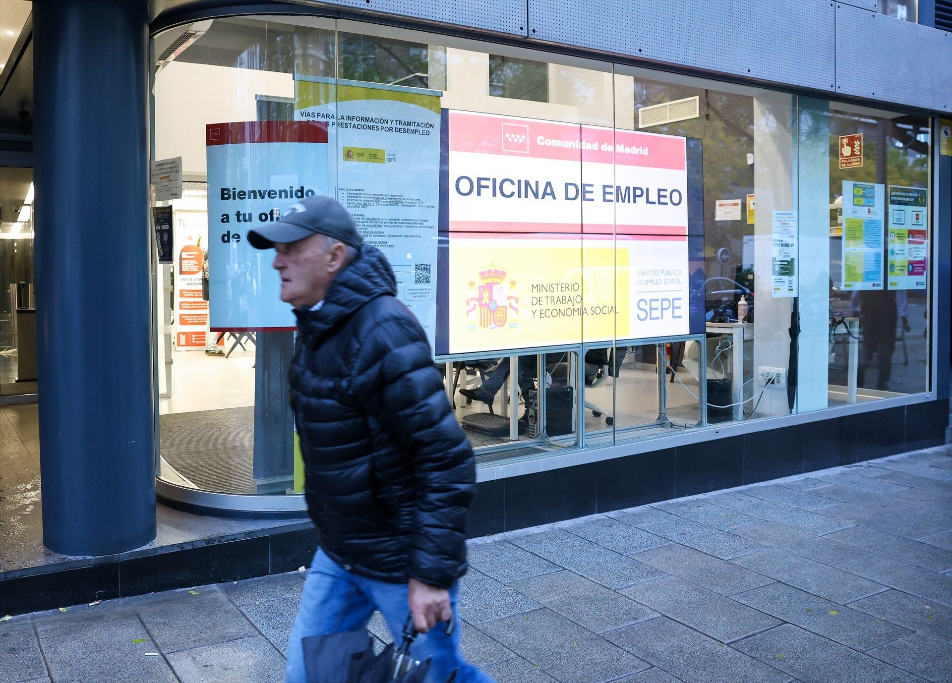 El SEPE seguirá pagando el paro a mayores de 65 años que cumplan este requisito El SEPE seguirá pagando el paro a mayores de 65 años que cumplan este requisito