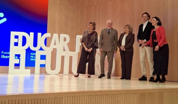 Fundación Ibercaja inaugura con Víctor Küppers una edición especial de “Educar para el futuro”