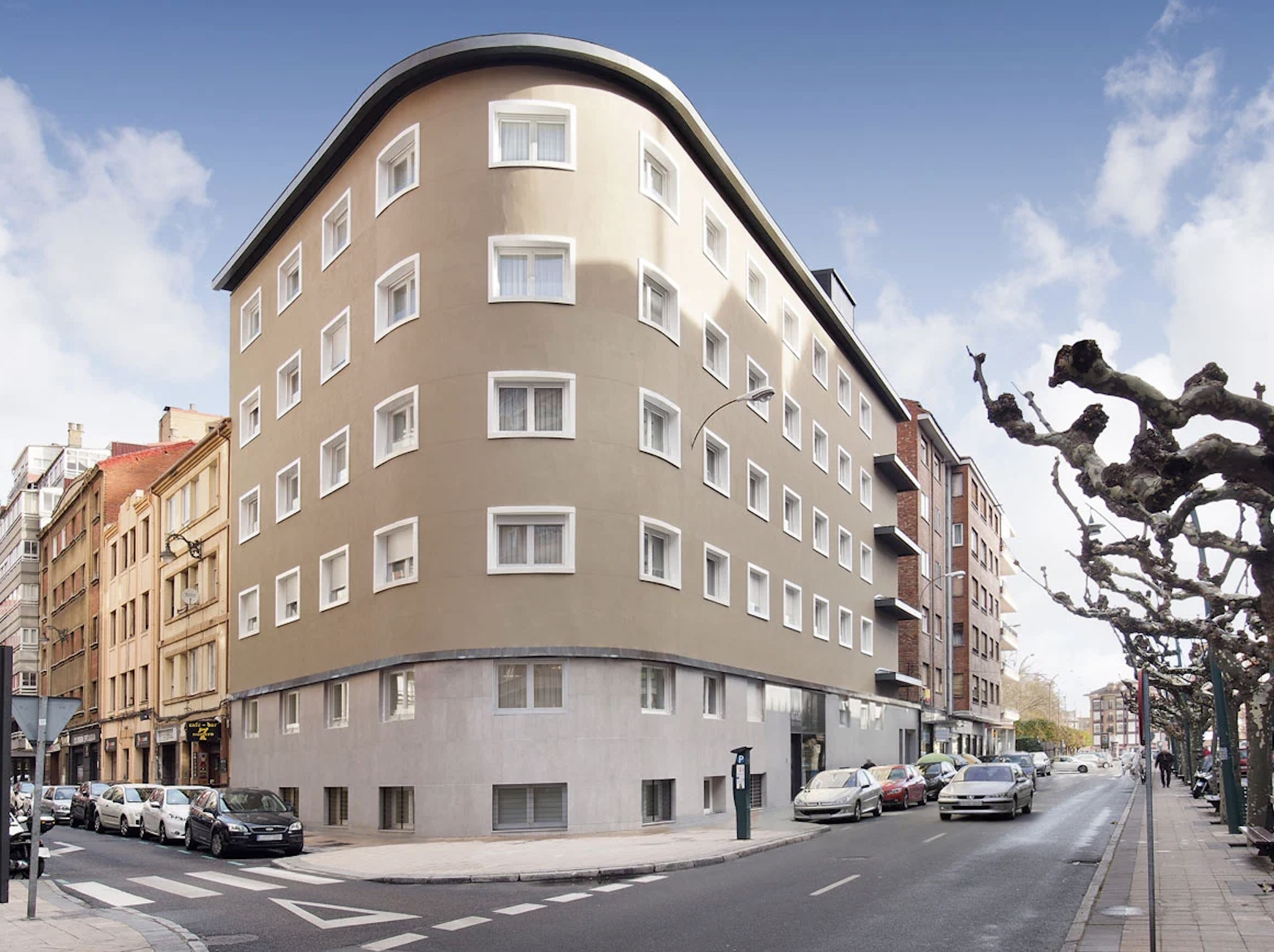 Condenan a una residencia tras la muerte de un mayor que cayó por la ventana en 2019