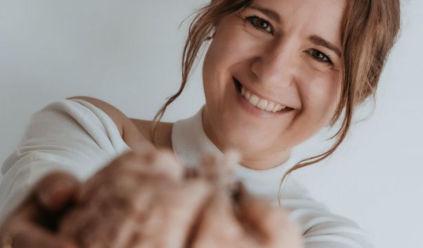 Dra. Samartín: "Hemos normalizado el modo supervivencia y nos hemos olvidado de vivir"