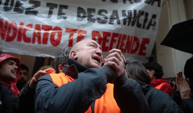 Logran paralizar por cuarta vez el desahucio de Mariano Ordaz, un jubilado de Madrid (Fernando Sánchez / Europa Press)