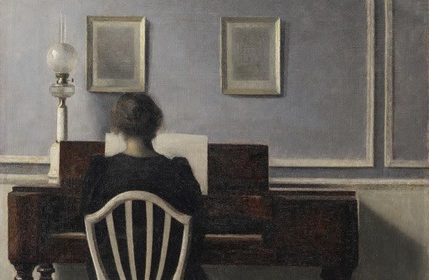 Vilhelm Hammershøi, Interior con mujer al piano, Strandgade 30, 1901. (Detalle). Colección privada. Fuente: Europa Press. Vilhelm Hammershøi, Interior con mujer al piano, Strandgade 30, 1901. (Detalle). Colección privada. Fuente: Europa Press.