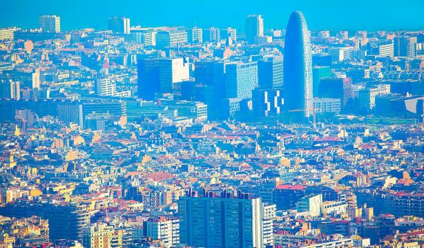 El sector salud lideró en 2025 la creación de empleo en el ecosistema de hubs de Cataluña