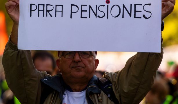 Sumar exige al Gobierno que cumpla y elimine el recorte de pensión a las largas carreras