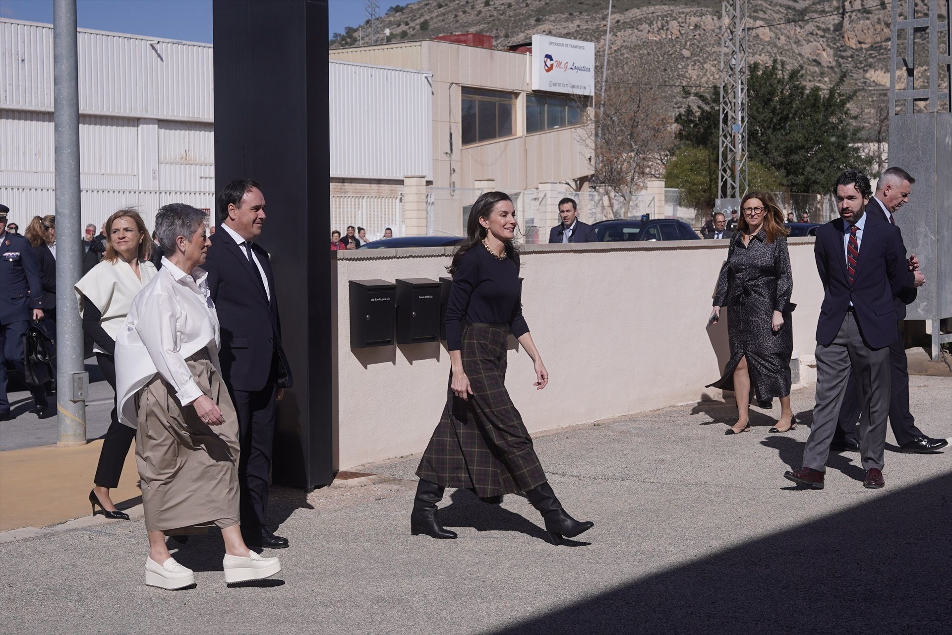 EuropaPress 7305835 reina letizia acompanada president comunidad valenciana juanfran perez