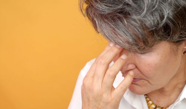 El dolor crónico dura más en las mujeres por culpa de las hormonas . (Bigstock) El dolor crónico dura más en las mujeres por culpa de las hormonas . (Bigstock)