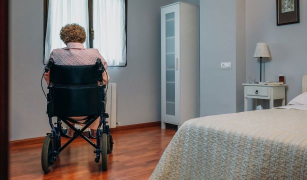 Envejecer sin plaza: la crisis silenciosa de las residencias de mayores en Portugal
