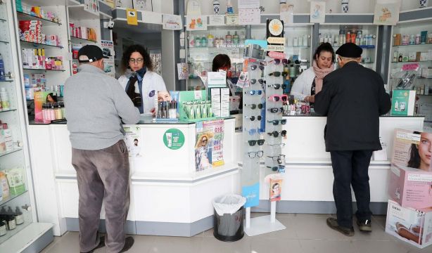 Las farmacias españolas notificaron más de 13.600 faltas de medicamentos en 2025. Foto: Europa Press.