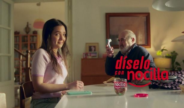 Gran consumo, belleza y tecnología, los sectores más edadistas: su publicidad huye del sénior real