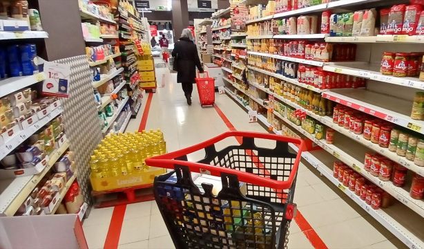 La inflación se mantiene estable en el 2,3% en febrero, pero sube la subyacente