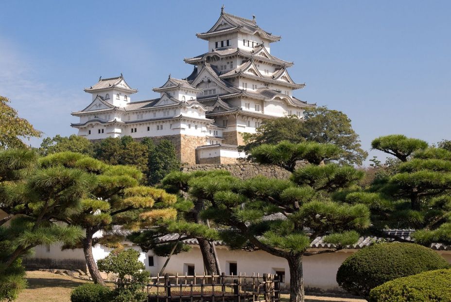 bigstock Himeji Castle 2291226
