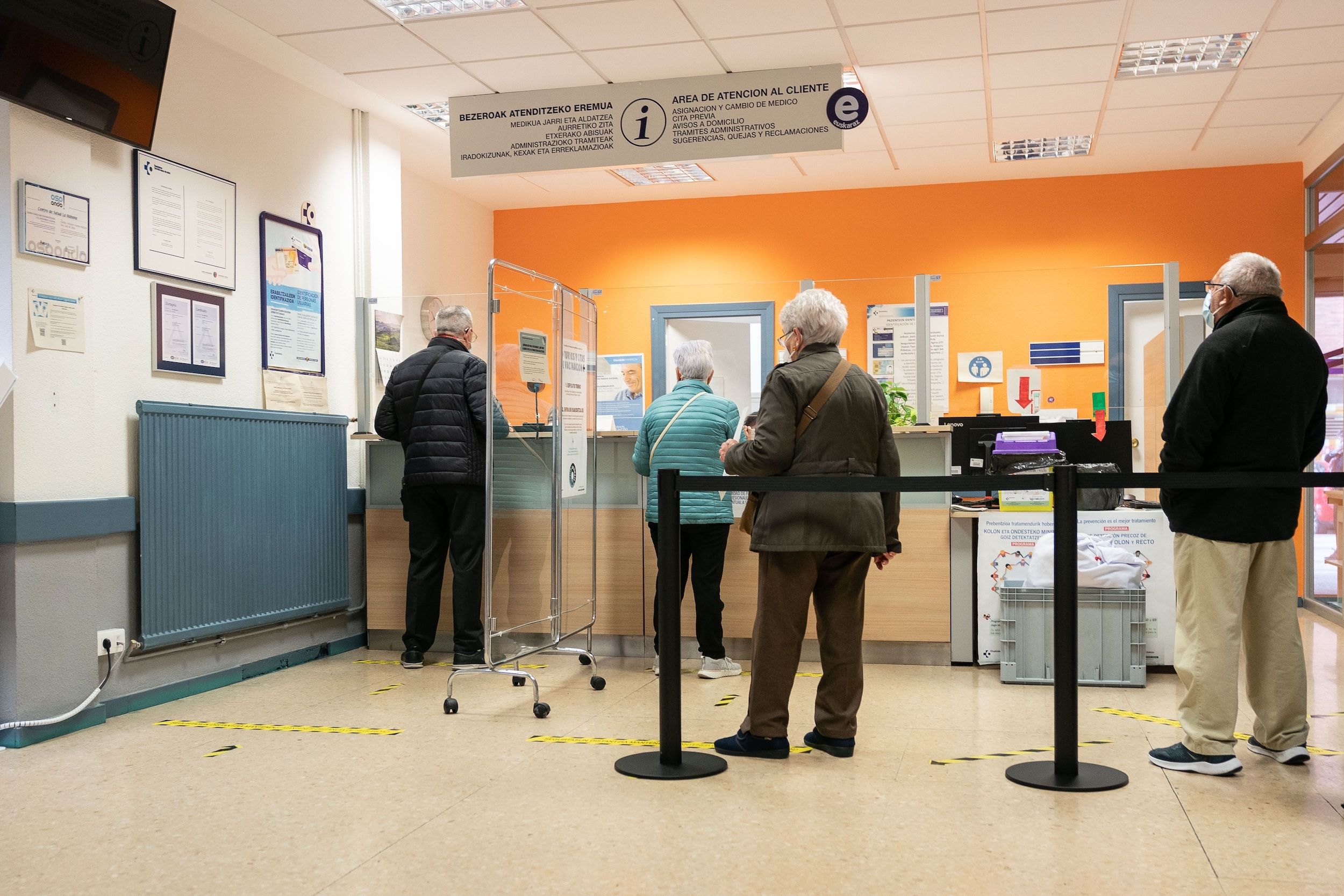 Los mayores y las instituciones