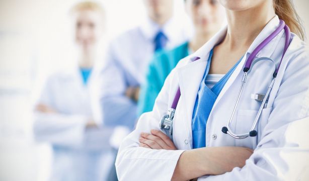 Estos son los 50 mejores médicos de la medicina privada en España, según Top Doctors