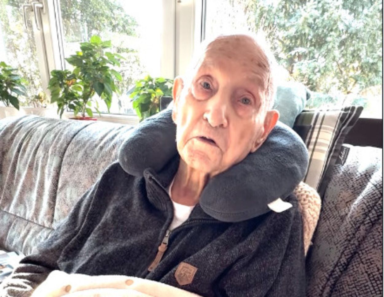 El Papa felicita al sacerdote más longevo del mundo: acaba de cumplir 110 años