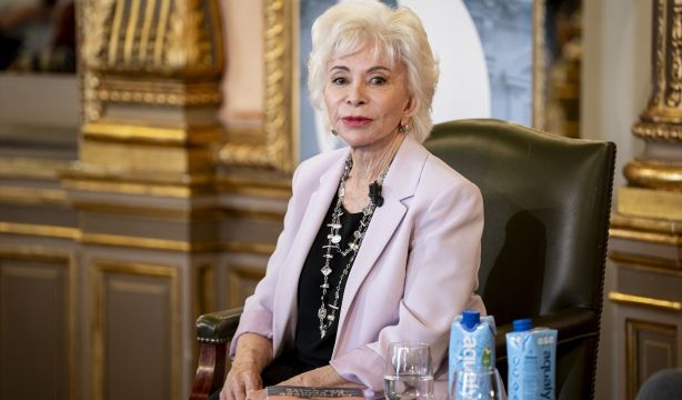 Isabel Allende reflexiona sobre su proceso creativo en 'La palabra. Una vida escrita'. Fuente: Europa Press.