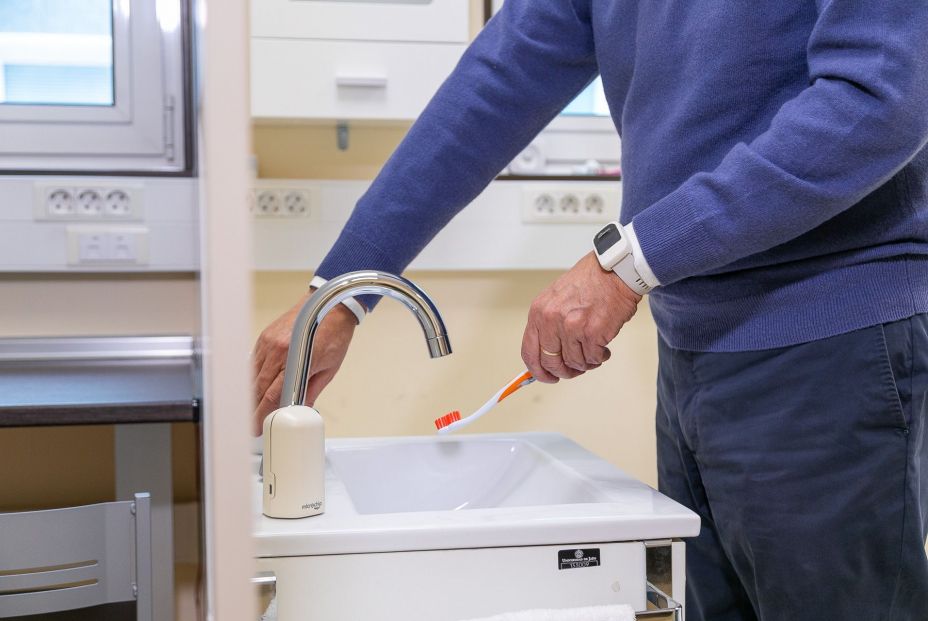 Foto 2. El sensor percibe la vibracion al abrir el grifo