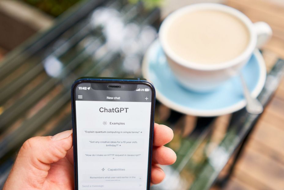 Estas son las cinco cosas que jamás le debes decir a la Inteligencia Artificial Estas son las cinco cosas que jamás le debes decir a la Inteligencia Artificial