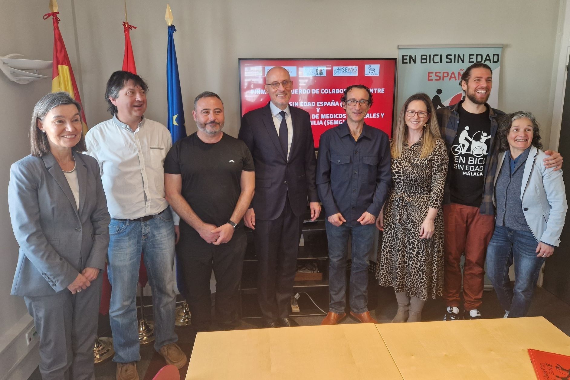 Médicos de familia y ‘En Bici Sin Edad’ se alían para fomentar la movilidad y combatir la soledad. Foto: Europa Press.