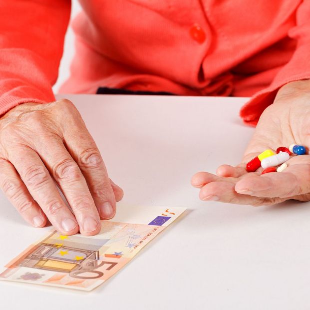 Edadismo y seguros: las pólizas de salud, decesos, vida o el coche, las que peor tratan a los sénior. FFoto: bigstock