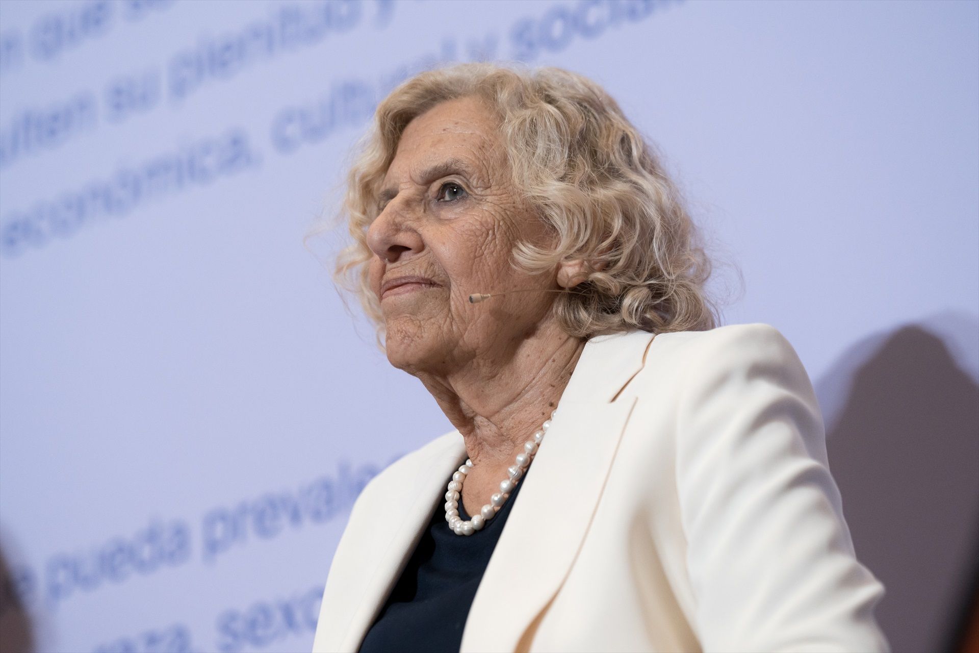 Carmena: "Son muchísimas las mujeres mayores que quieren aprender sobre nuevas tecnologías"