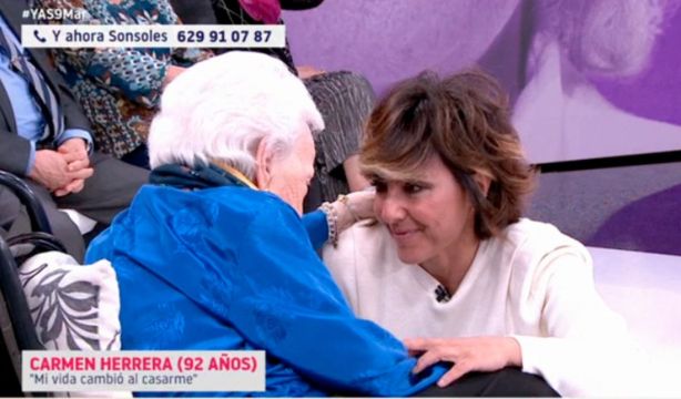 Sonsoles Ónega agradece el cariño recibido tras la muerte de su padre: "Gracias por arroparnos"