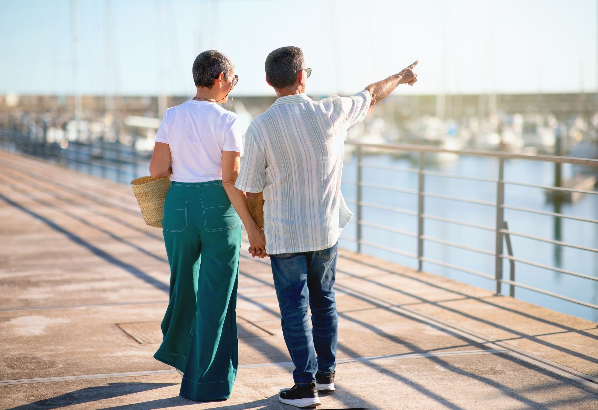 Cantabria lanza sus 'Rutas culturales senior' para los mayores de 55 años: destinos y precios (Bigstock)