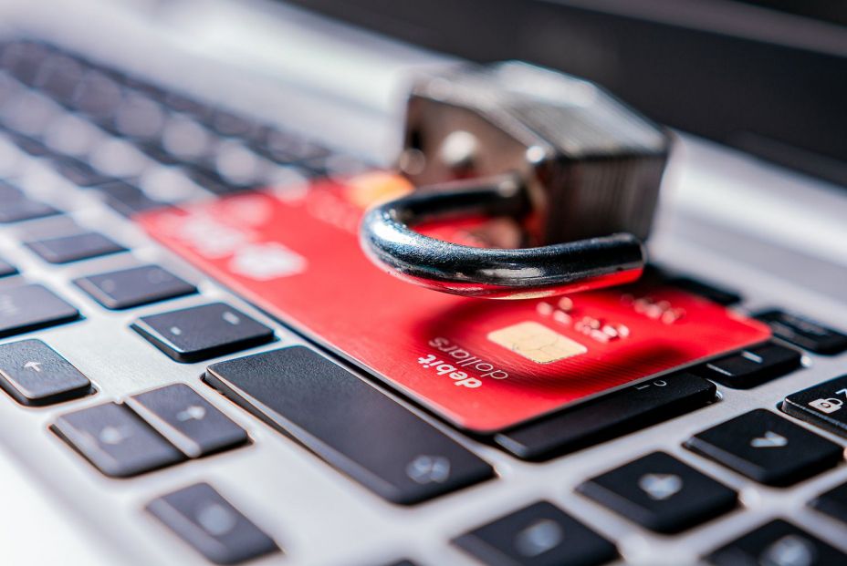 Cómo lograr que el banco te devuelva el dinero tras una estafa, según la ley