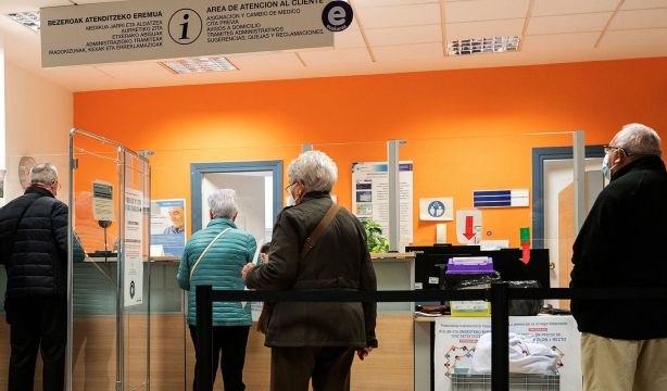 La lista de espera de la Sanidad aumenta en 20.000 personas pero bajan los tiempos de demora