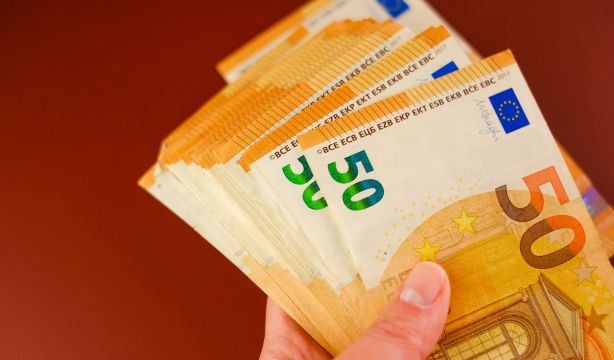Donaciones de padres a hijos para vivienda: cómo tributan en Baleares