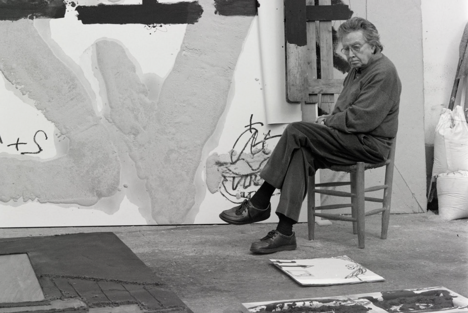 Fundación Bancaja presenta la exposición 'Tàpies. Última década (2002-2012)'